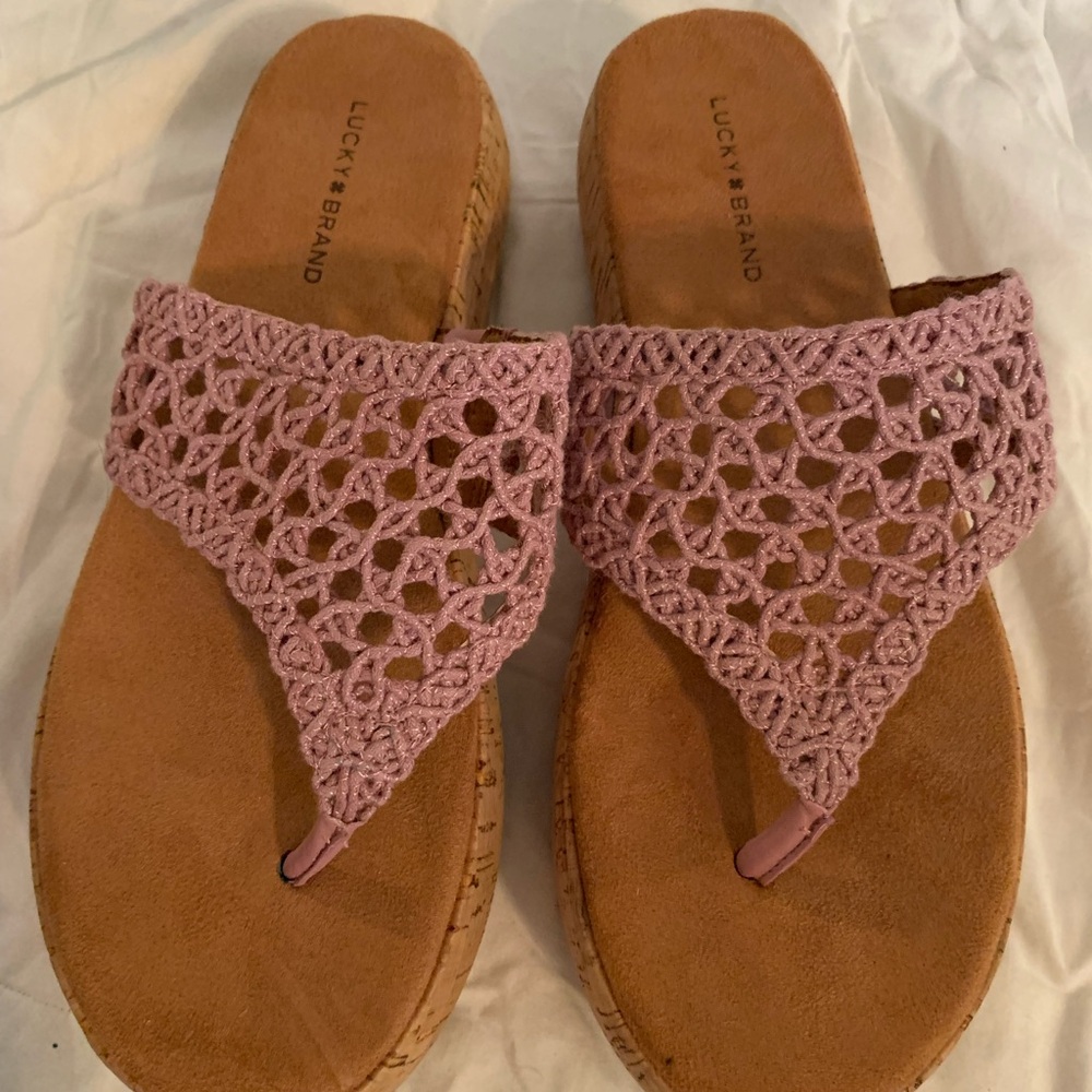 Lucky Brand Women's Mauve Crochet Sandals